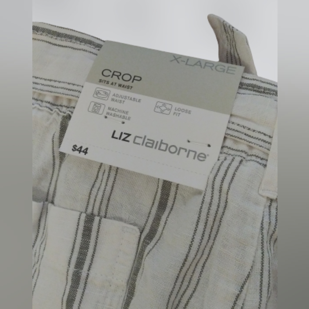 NWT capris - Picture 4 of 4
